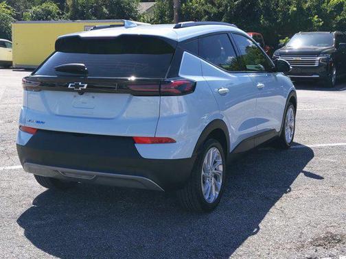 2023 Chevrolet Bolt EUV FWD LT