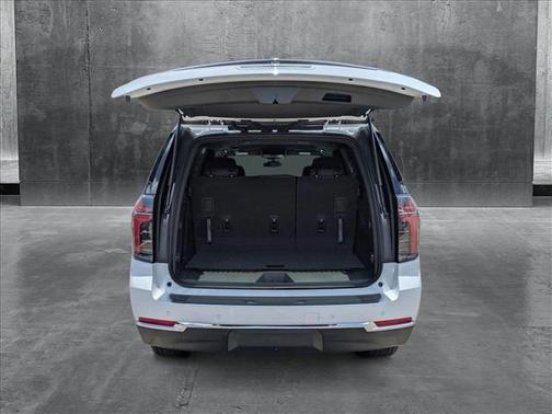 2025 Chevrolet Tahoe LS