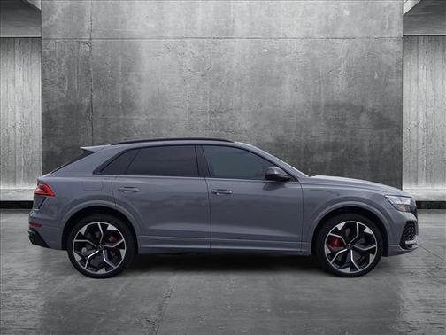 2024 Audi RS Q8 4.0T