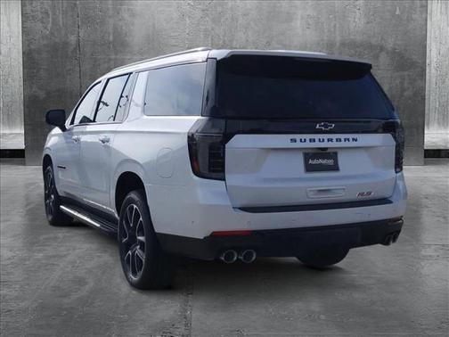2025 Chevrolet Suburban RST