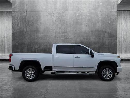 2025 Chevrolet Silverado 2500 High Country