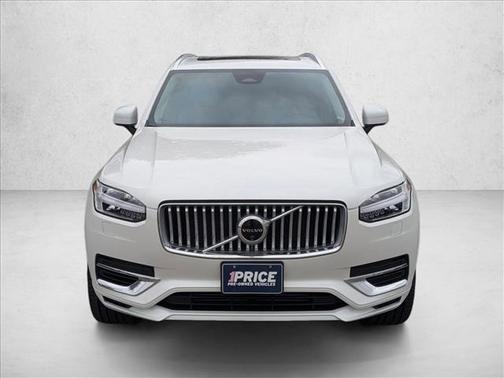 2024 Volvo XC90 Recharge Plug-In Hybrid T8 Plus Bright Theme 7-Seater