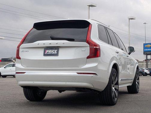 2024 Volvo XC90 Recharge Plug-In Hybrid T8 Plus Bright Theme 7-Seater