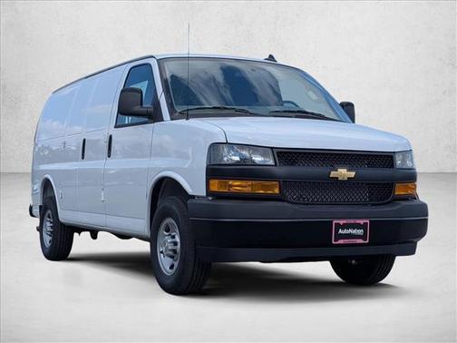 2025 Chevrolet Express 2500 RWD 2500 Regular Wheelbase WT