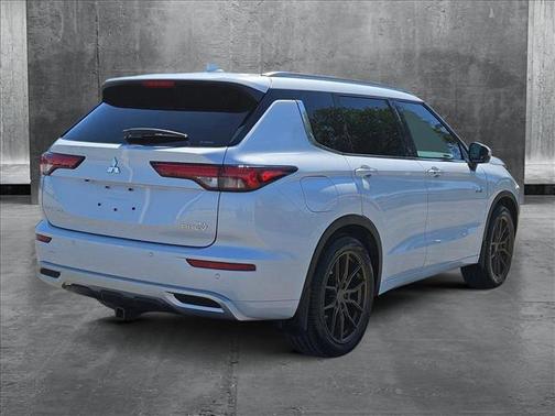 2023 Mitsubishi Outlander PHEV SEL