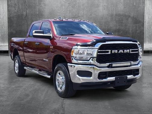 2019 RAM 2500 Tradesman Crew Cab 4x4 6'4' Box