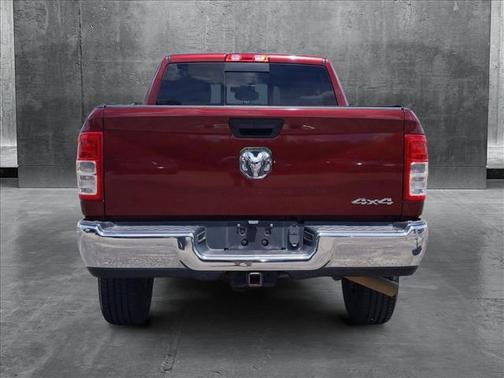 2019 RAM 2500 Tradesman Crew Cab 4x4 6'4' Box
