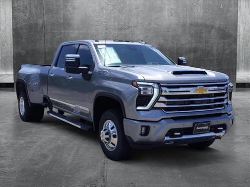 2025 Chevrolet Silverado 3500 High Country