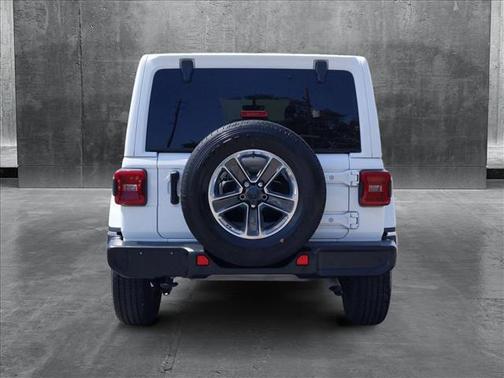 2023 Jeep Wrangler 4-Door Sahara 4x4