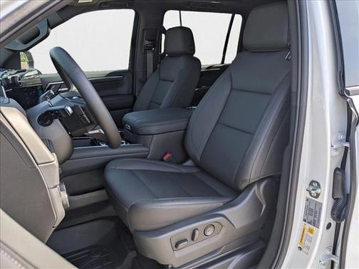 2025 Chevrolet Suburban 4WD Z71