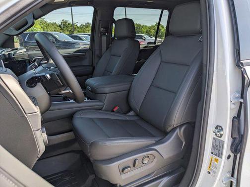 2025 Chevrolet Suburban 4WD Z71