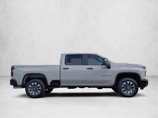 2026 Chevrolet Silverado 2500 Custom