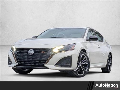 2024 Nissan Altima SR FWD