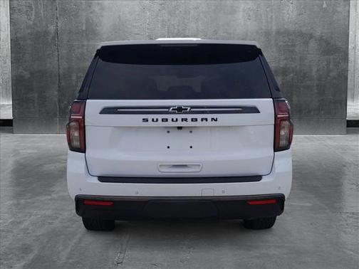2022 Chevrolet Suburban 4WD Z71