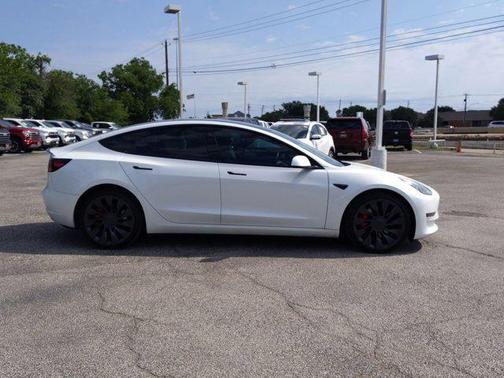 2023 Tesla Model 3 Performance