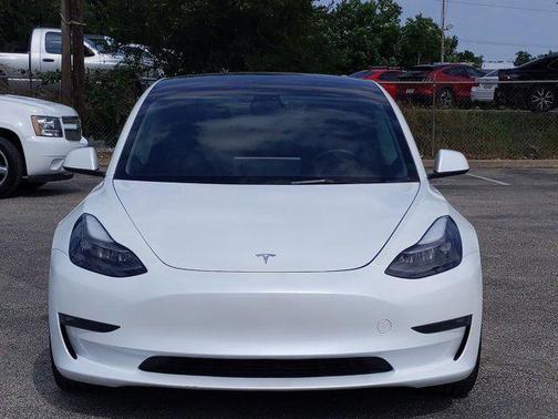 2023 Tesla Model 3 Performance