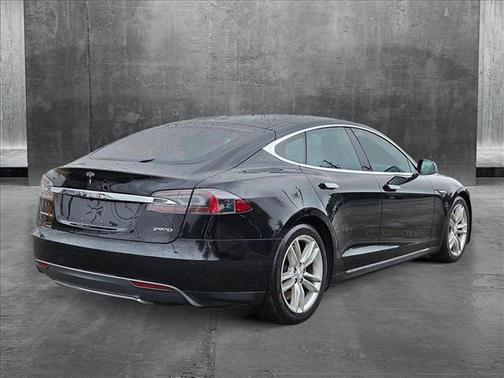 2016 Tesla Model S 90D