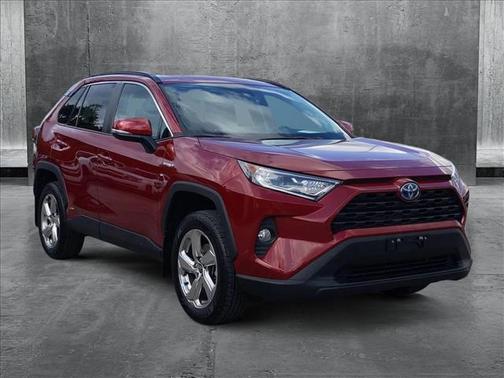 2021 Toyota RAV4 Hybrid XLE Premium