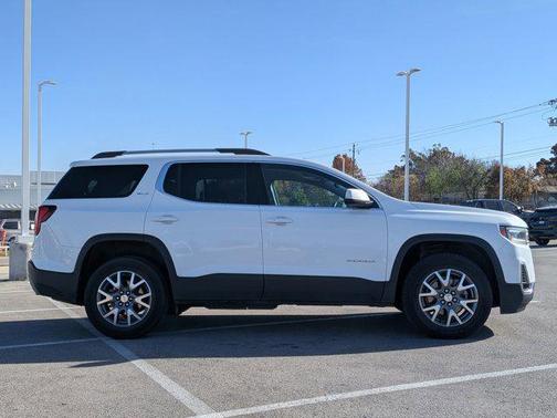 2023 GMC Acadia FWD SLT