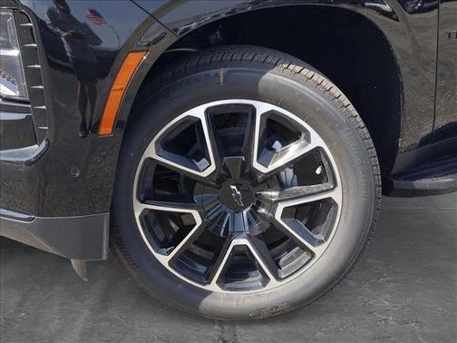 2025 Chevrolet Tahoe 2WD RST