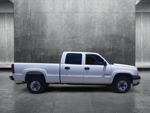 2005 Chevrolet Silverado 2500 LS H/D Crew Cab