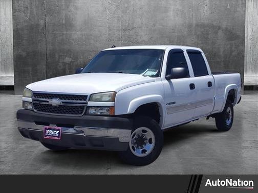 2005 Chevrolet Silverado 2500 LS H/D Crew Cab