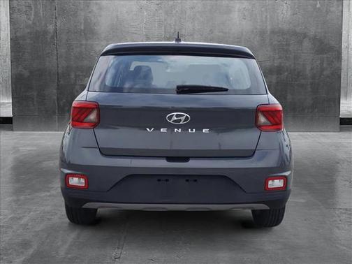 2024 Hyundai VENUE SE