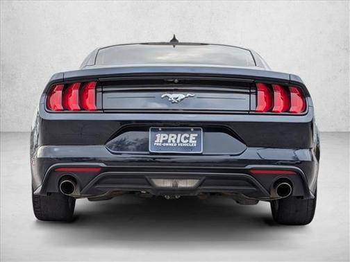 2021 Ford Mustang EcoBoost