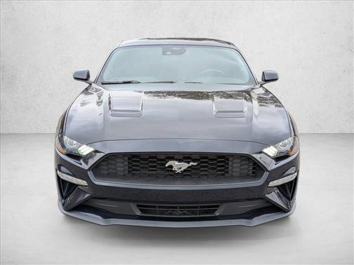 2021 Ford Mustang EcoBoost