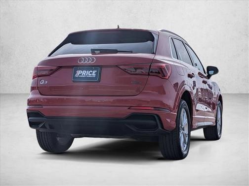 2025 Audi Q3 Premium 45 TFSI S line quattro Tiptronic