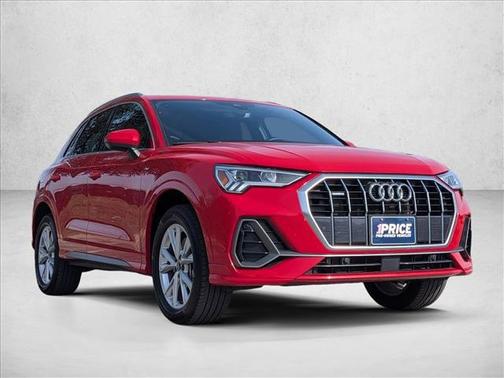 2025 Audi Q3 Premium 45 TFSI S line quattro Tiptronic