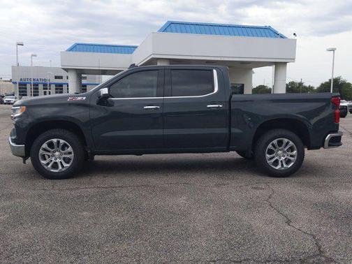 2025 Chevrolet Silverado 1500 LTZ