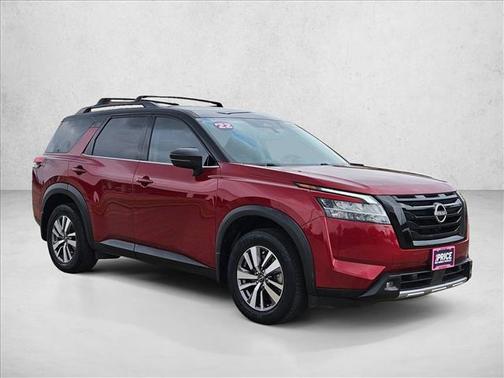 Scarlet Ember Tintcoat/Super Black 2022 Nissan Pathfinder SL 2WD