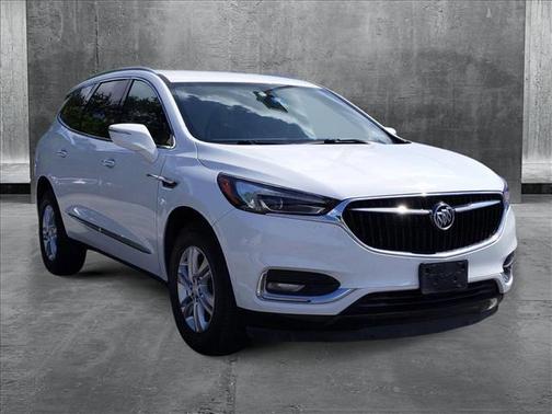 2018 Buick Enclave Essence