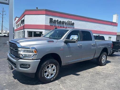 2024 RAM 2500 Laramie Crew Cab 4x4 6'4' Box
