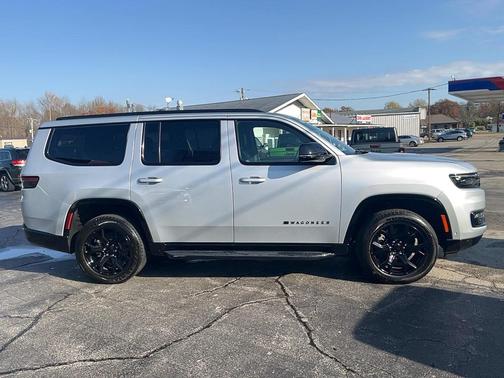 2024 Jeep Wagoneer Series II Carbide 4x4