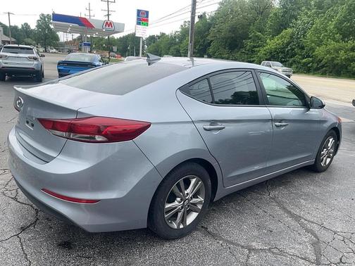 Shale Gray Metallic 2017 Hyundai ELANTRA Value Edition