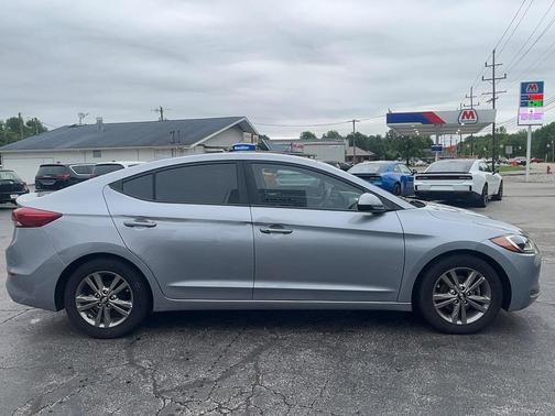 Shale Gray Metallic 2017 Hyundai ELANTRA Value Edition