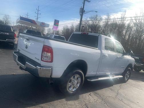 2022 RAM 2500 Big Horn Crew Cab 4x4 6'4' Box