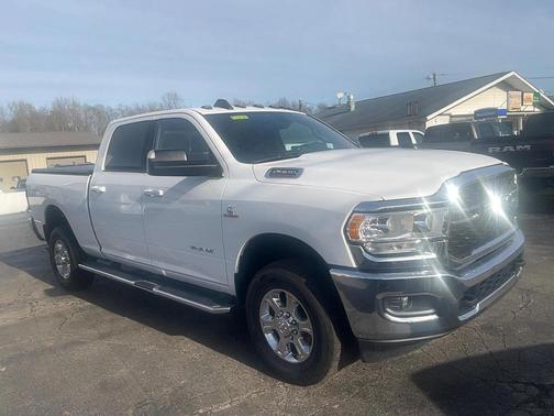 2022 RAM 2500 Big Horn Crew Cab 4x4 6'4' Box