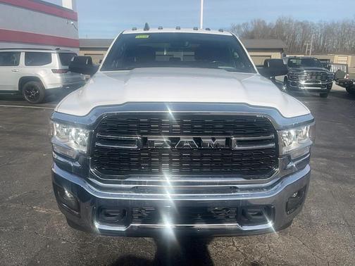 2022 RAM 2500 Big Horn Crew Cab 4x4 6'4' Box