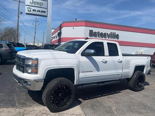 Summit White 2015 Chevrolet Silverado 1500 2LT