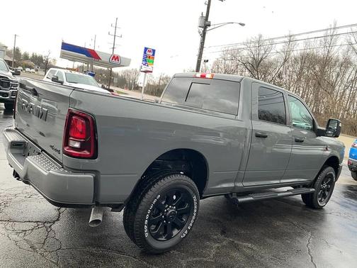 2026 RAM 2500 Black Express Crew Cab 4x4 6'4' Box