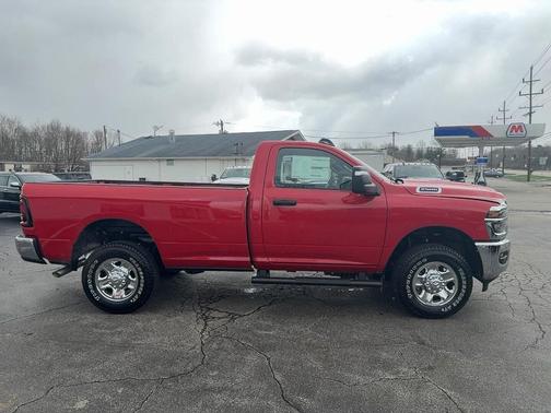 2026 RAM 2500 Tradesman Regular Cab 4x4 8' Box