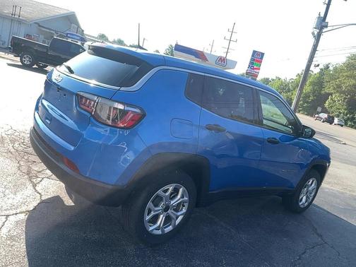 2025 Jeep Compass Sport