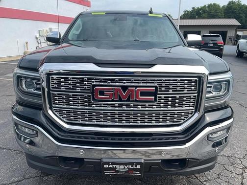 Onyx Black 2017 GMC Sierra 1500 SLT