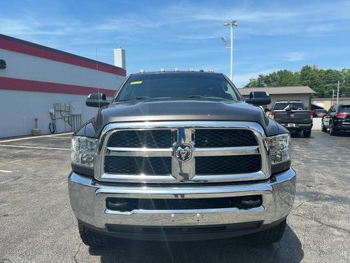 Granite Crystal Metallic Clearcoat 2018 RAM 2500 Tradesman Crew Cab 4x4 6'4' Box