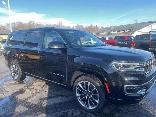 2024 Jeep Wagoneer L Series III 4x4