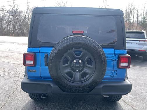 2025 Jeep Wrangler Sport