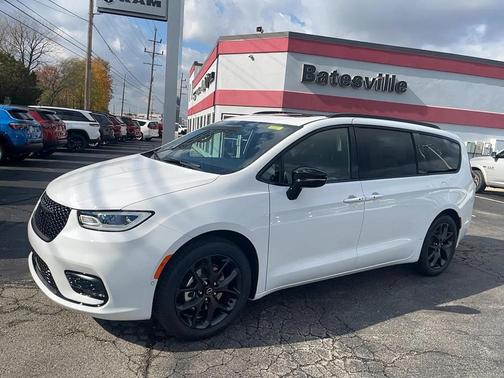 2026 Chrysler Pacifica L